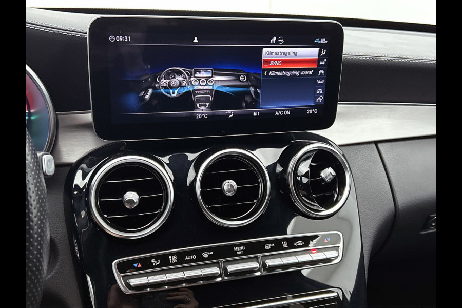 Mercedes-Benz C-Klasse Estate 300 e AMG Line(Dealer OnderH, Camera, Dodehoek, StoelV, Carplay, Parkeersensoren, Etc)