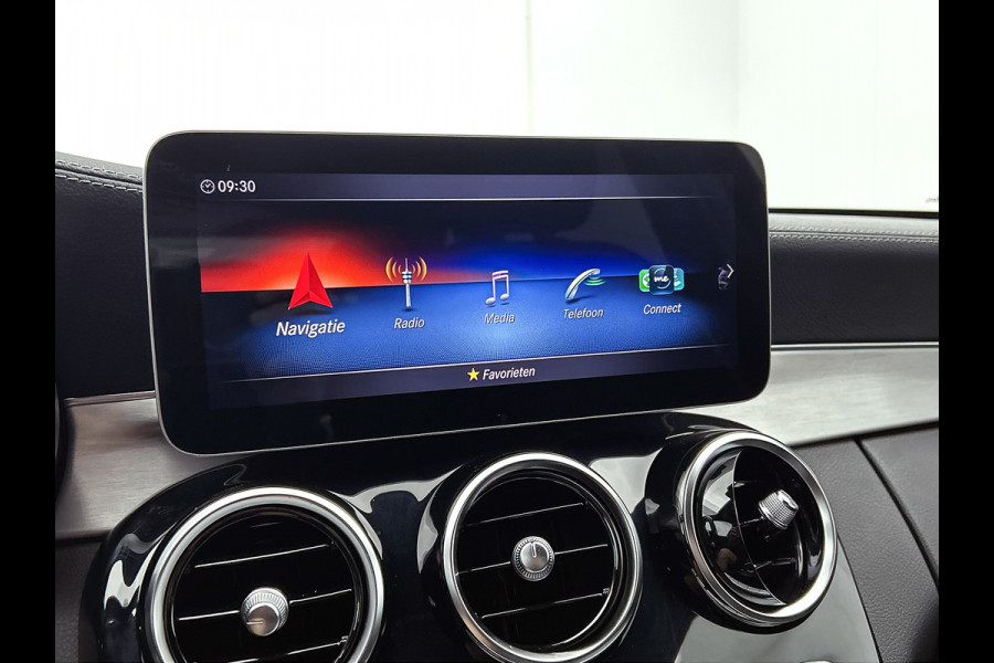 Mercedes-Benz C-Klasse Estate 300 e AMG Line(Dealer OnderH, Camera, Dodehoek, StoelV, Carplay, Parkeersensoren, Etc)