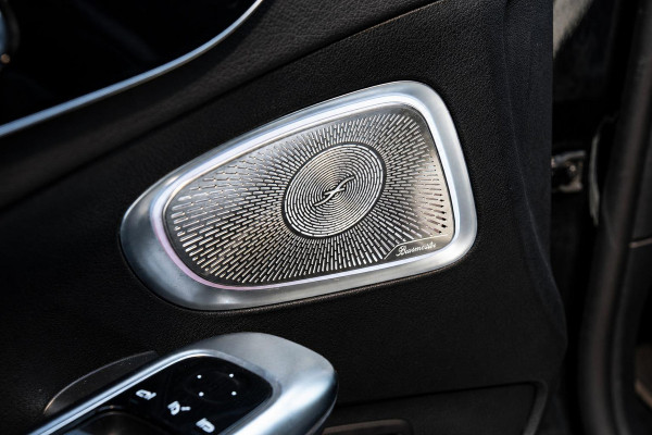 Mercedes-Benz C-Klasse 300 e AMG Line Limited | Pano | Burmester | 360 Camera | HUD
