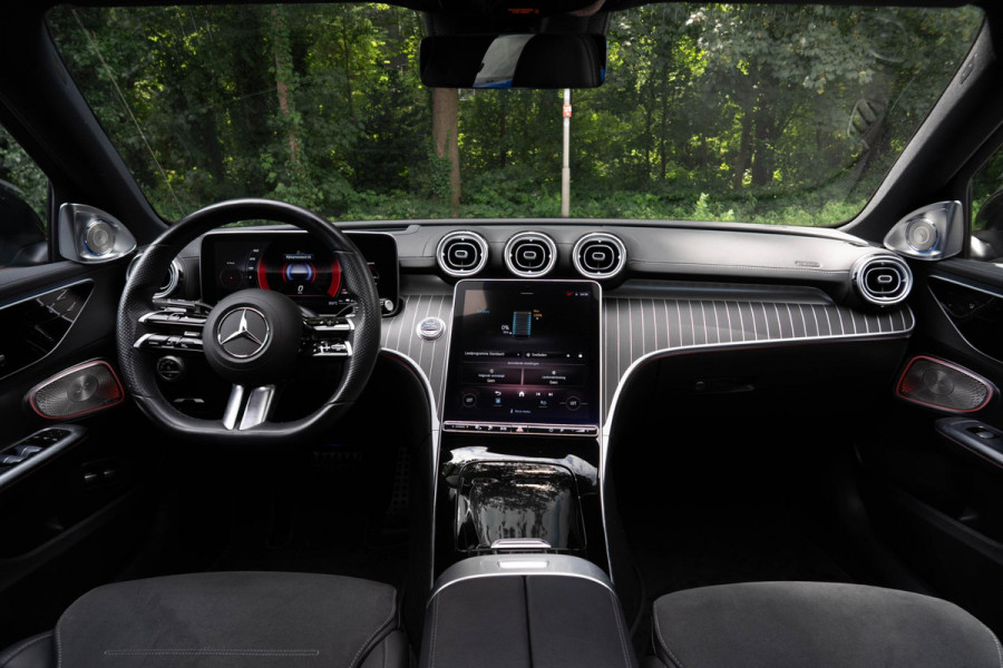 Mercedes-Benz C-Klasse 300 e AMG Line Limited | Pano | Burmester | 360 Camera | HUD