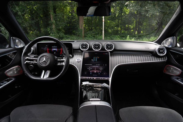 Mercedes-Benz C-Klasse 300 e AMG Line Limited | Pano | Burmester | 360 Camera | HUD