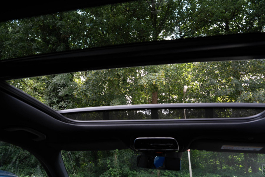Mercedes-Benz C-Klasse 300 e AMG Line Limited | Pano | Burmester | 360 Camera | HUD