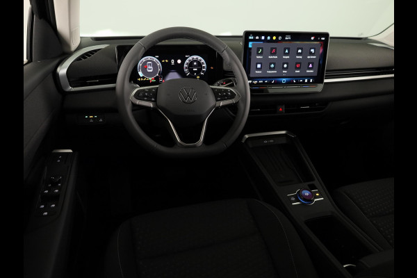 Volkswagen T-Roc Limited Edition 1.5 eTSI 85 kW / 116 PK SUV 7 vers Achteruitrijcamera | Stoelverwarming | Carplay