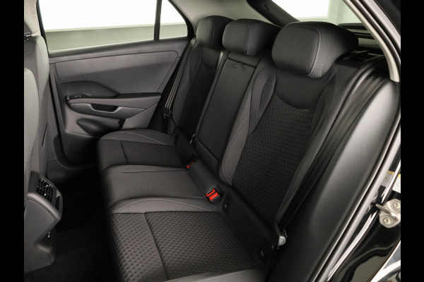 Volkswagen T-Roc Limited Edition 1.5 eTSI 85 kW / 116 PK SUV 7 vers Achteruitrijcamera | Stoelverwarming | Carplay