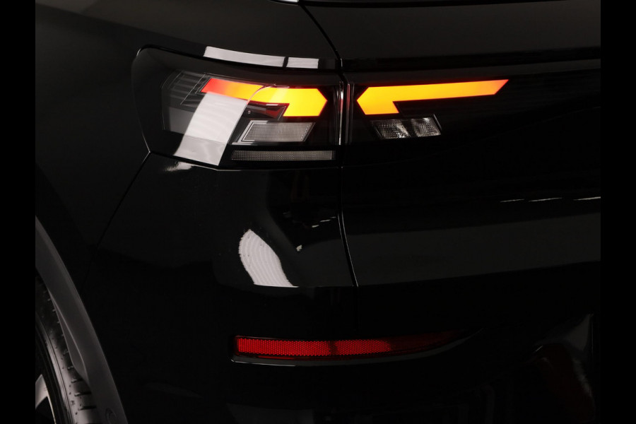 Volkswagen T-Roc Limited Edition 1.5 eTSI 85 kW / 116 PK SUV 7 vers Achteruitrijcamera | Stoelverwarming | Carplay