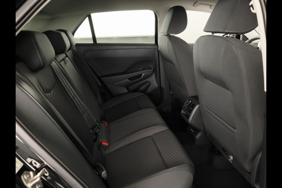 Volkswagen T-Roc Limited Edition 1.5 eTSI 85 kW / 116 PK SUV 7 vers Achteruitrijcamera | Stoelverwarming | Carplay
