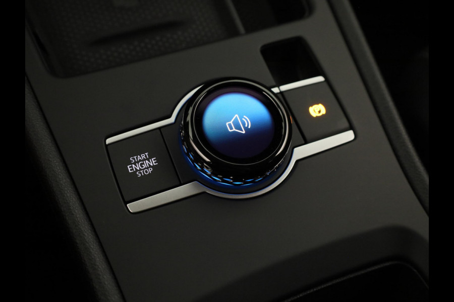 Volkswagen T-Roc Limited Edition 1.5 eTSI 85 kW / 116 PK SUV 7 vers Achteruitrijcamera | Stoelverwarming | Carplay