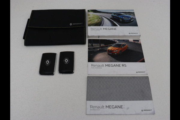 Renault Mégane 1.8 TCe 280 RS | Origineel NL | Head-Up | Carplay | Camera | Keyless | Full LED | Sportstoelen | Park Assist | Dodehoek detectie | Navigatie | Bose Sound | Cruise control | Bluetooth | Climate control