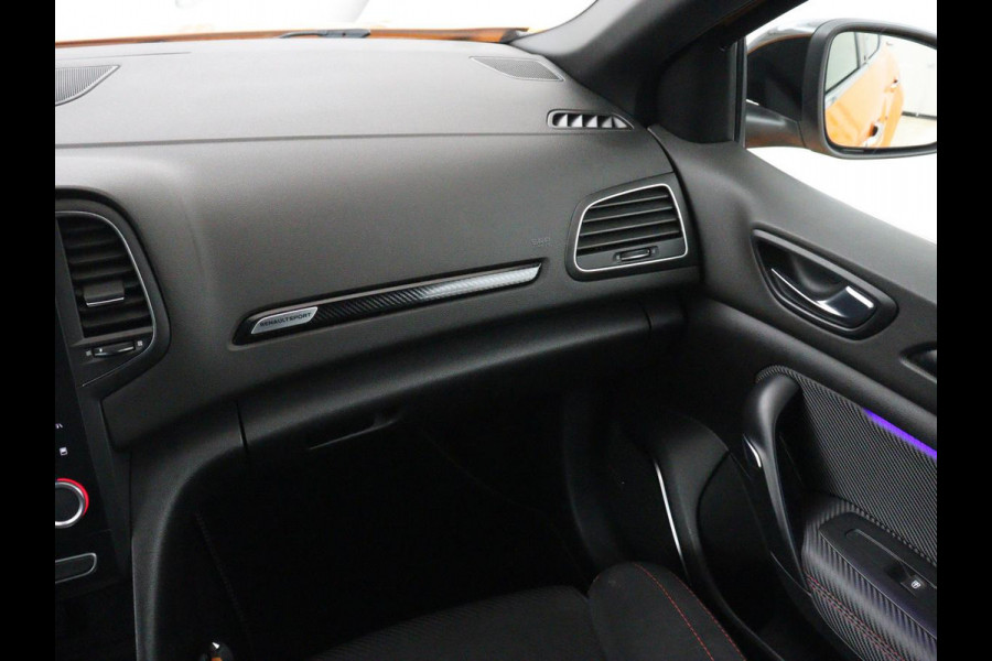 Renault Mégane 1.8 TCe 280 RS | Origineel NL | Head-Up | Carplay | Camera | Keyless | Full LED | Sportstoelen | Park Assist | Dodehoek detectie | Navigatie | Bose Sound | Cruise control | Bluetooth | Climate control
