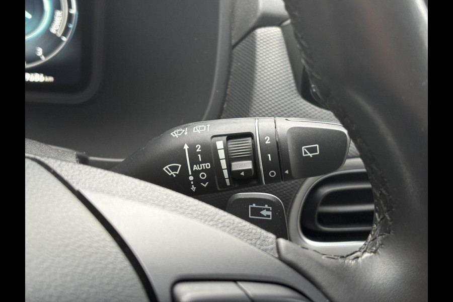 Hyundai Kona EV Limited 64 kWh | 49350 KM | Virtual Cockpit | Navigatiesysteem | Stoelverwarming