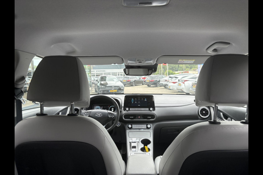 Hyundai Kona EV Limited 64 kWh | 49350 KM | Virtual Cockpit | Navigatiesysteem | Stoelverwarming