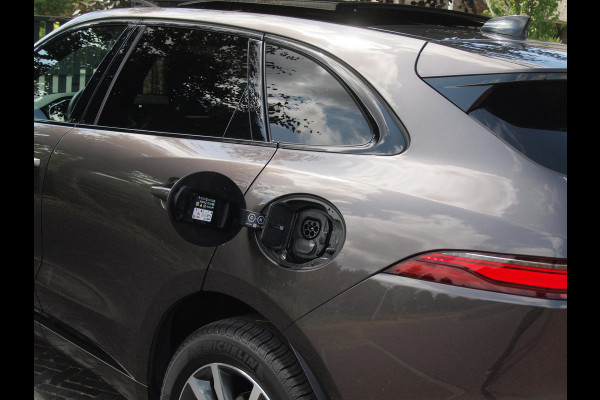 Jaguar F-Pace 2.0 P400e PHEV SE R-Dynamic | Panoramadak | Camera | Meridian | Leer | NL-Auto |