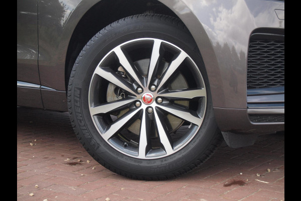 Jaguar F-Pace 2.0 P400e PHEV SE R-Dynamic | Panoramadak | Camera | Meridian | Leer | NL-Auto |