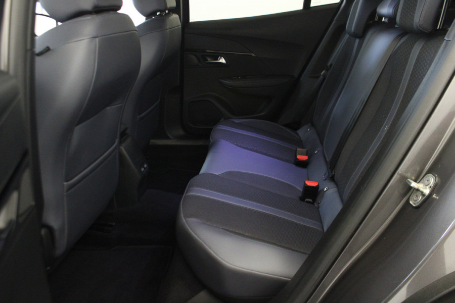 Peugeot 2008 1.2 PureTech Allure |Stoelverwarming|Navi|