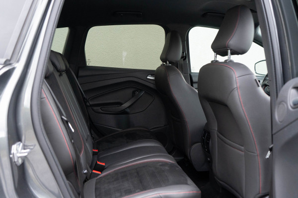 Ford Kuga 1.5 EcoBoost ST Line / Touch Navigatie/ Cruise Control/ Trekhaak/ 110kW (150PK)