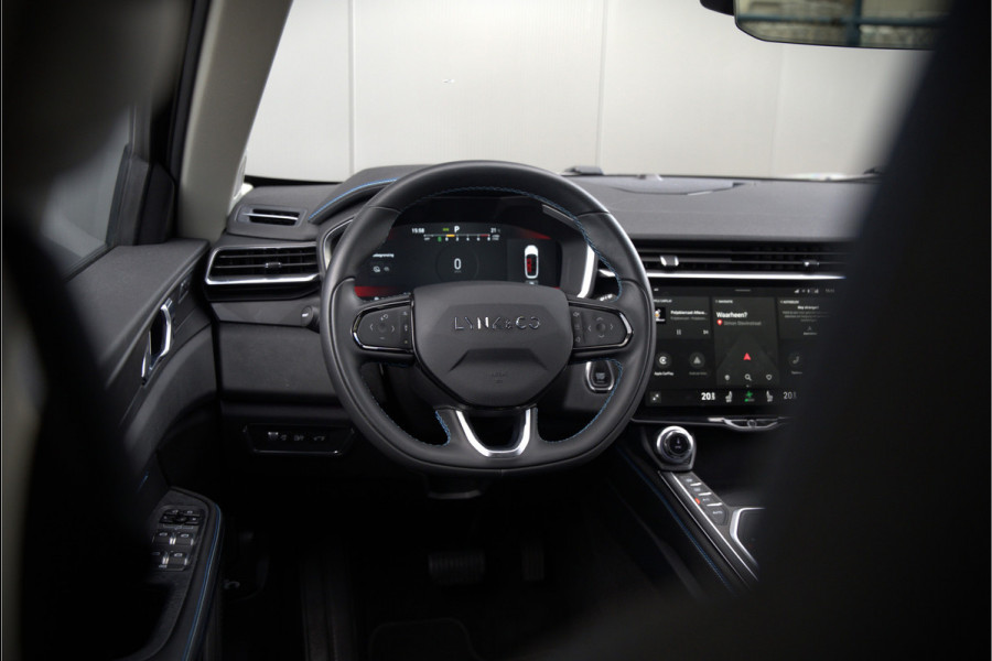 Lynk & Co 01 1.5 | Panoramadak | Stoelverwarming | Keyless | Apple Carplay | Memory Seat | Adaptive Cruise Control | Infinity | Navigatie | Camera | Parkeersensoren | Ambiance Verlichting | SOH 95,88%
