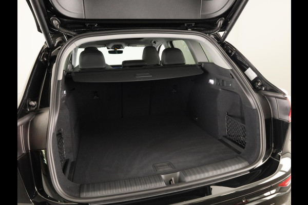 Audi Q6 e-tron Advanced edition 83 kWh Panoramadak | Getint glas | Apple carplay | Stoelverwarming |