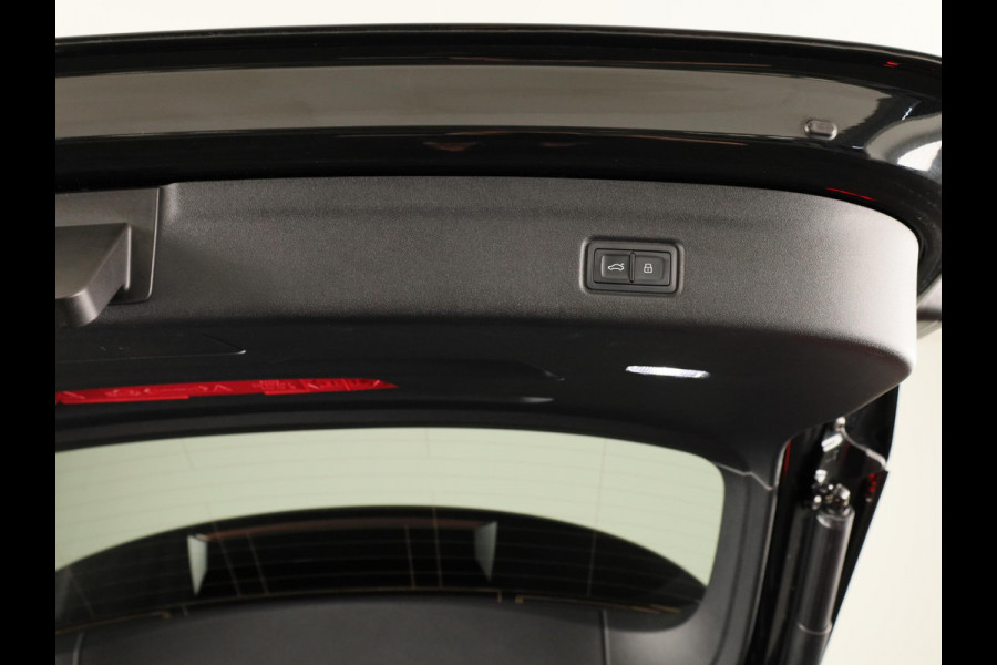 Audi Q6 e-tron Advanced edition 83 kWh Panoramadak | Getint glas | Apple carplay | Stoelverwarming |