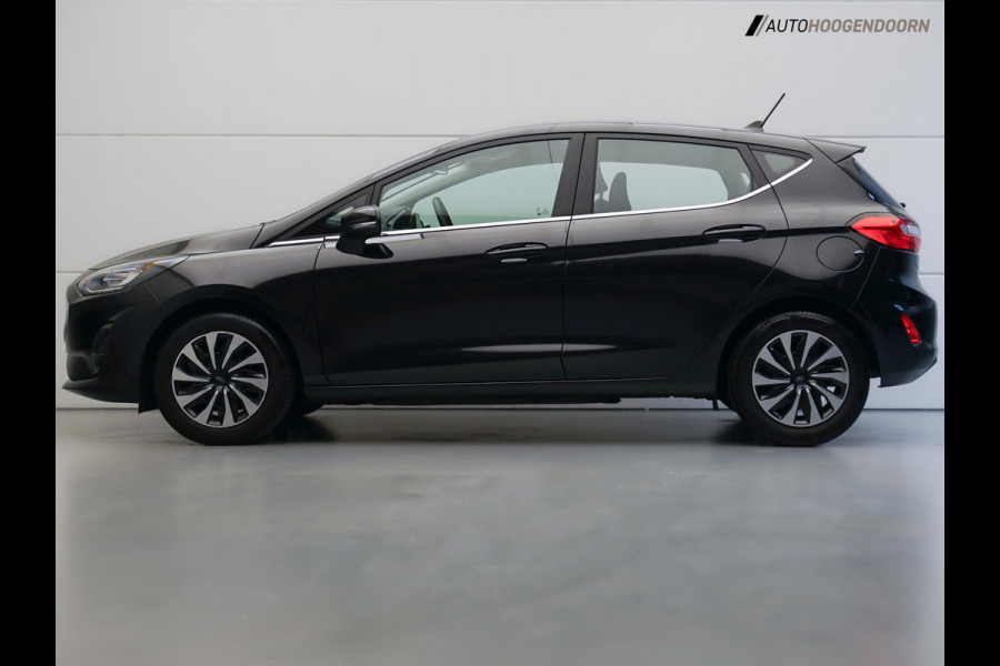 Ford Fiesta 1.0 EcoBoost Hybrid Titanium (APPLE CARPLAY,LED VERLICHTING,PARKEERSENSOREN,CRUISE,NAVIGATIE,LANE ASSIST,TOPCONDITIE)