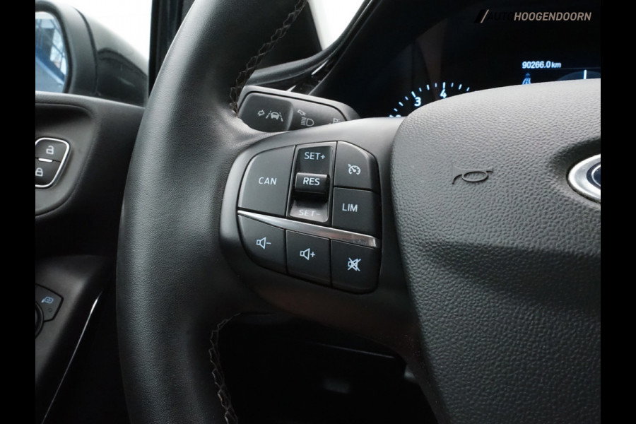 Ford Fiesta 1.0 EcoBoost Hybrid Titanium (APPLE CARPLAY,LED VERLICHTING,PARKEERSENSOREN,CRUISE,NAVIGATIE,LANE ASSIST,TOPCONDITIE)