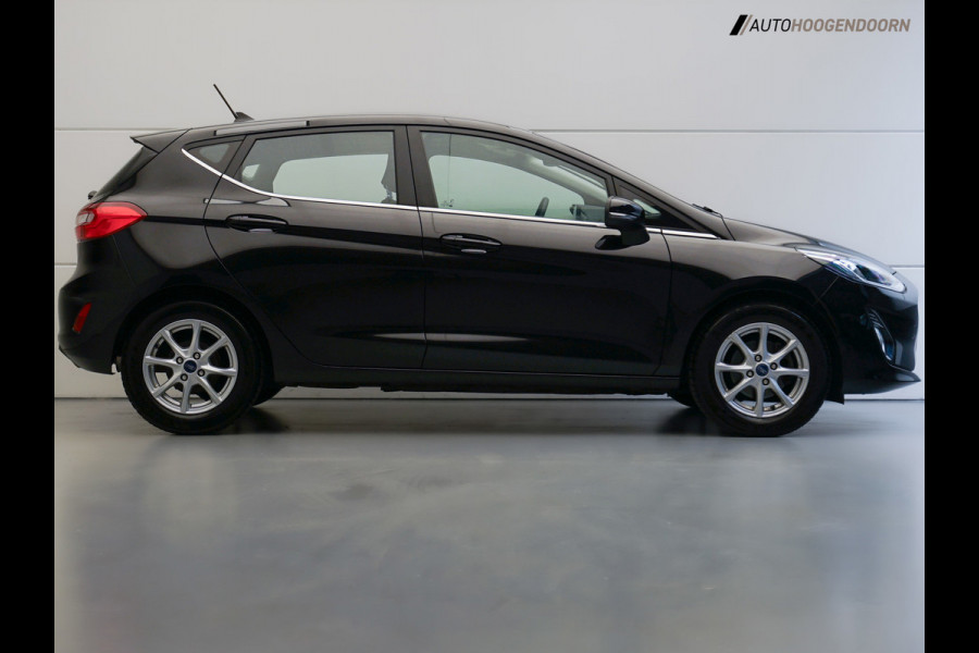 Ford Fiesta 1.0 EcoBoost Titanium Luxe (APPLE CARPLAY,LED VERLICHTING,KEYLESS,DODEHOEK,CRUISE,CLIMATE,PARKEERSENSOREN,TOPCONDITIE)