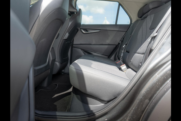 Kia Niro EV Limited Edition 64.8 kWh Stoel en stuurverwarming | Privacy Glass | Carplay | Navi | Clima | SOH 100% l
