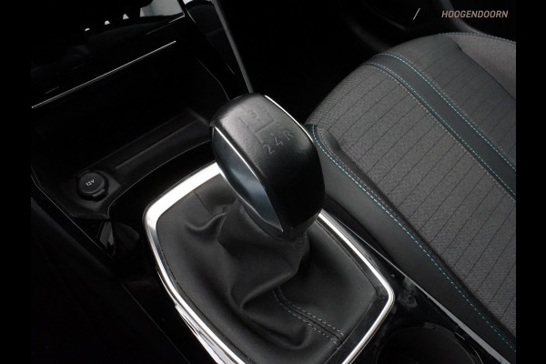 Peugeot 208 1.2 PureTech Allure Sport (APPLE CARPLAY,LED VERLICHTING,CAMERA,CLIMATE,CRUISE,3D-COCKPIT,LANE ASSIST,TOPCONDITIE)