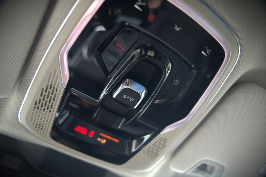 Lynk & Co 01 1.5 | Panoramadak | Stoelverwarming | Keyless | Apple Carplay | Memory Seat | Adaptive Cruise Control | Infinity | Navigatie | Camera | Parkeersensoren | Ambiance Verlichting | SOH 95,88%