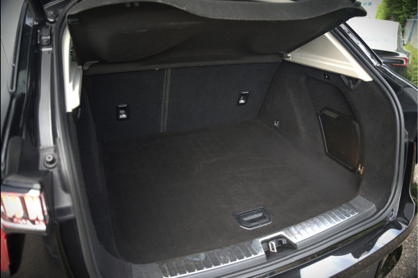 Lynk & Co 01 1.5 | Panoramadak | Stoelverwarming | Keyless | Apple Carplay | Memory Seat | Adaptive Cruise Control | Infinity | Navigatie | Camera | Parkeersensoren | Ambiance Verlichting | SOH 95,88%