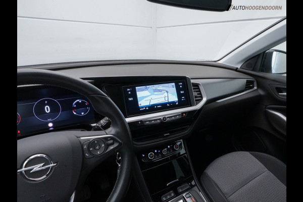 Opel Grandland 1.2 Turbo Edition GS-line Black Edition (APPLE CARPLAY,DODEHOEK,ADAPTIVE CRUISE,CAMERA,TREKHAAK,STOELVERWARMING)