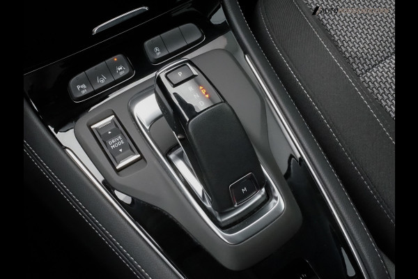 Opel Grandland 1.2 Turbo Edition GS-line Black Edition (APPLE CARPLAY,DODEHOEK,ADAPTIVE CRUISE,CAMERA,TREKHAAK,STOELVERWARMING)