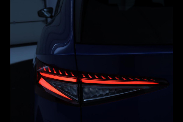 Škoda Enyaq iV 80 Sportline | SOH 92.7% | Leder/alcantara | Stuur/stoel verwarming | Camera | Park assist | Cruise control | Carplay | Sfeerverlichting | 21''