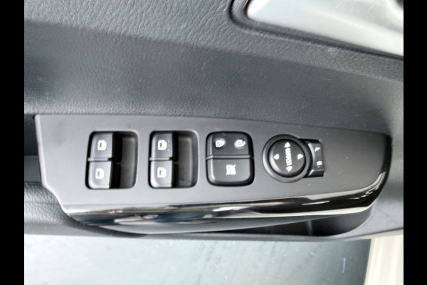 Kia Picanto 1.0 DPI DynamicLine - Achteruitrij camera - Navigatie - Airco - Cruise controle - Fabrieksgarantie tot 07-2032