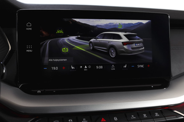 Škoda Octavia Combi 1.0 e-TSI 110 PK Sport Business - Automaat | Dig. Cockpit | Cruise | Stoelverw. | PDC | Camera | NAV + App. Connect | ECC | Afn. Trekhaak | LM 17" |