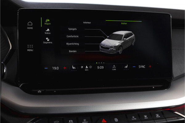 Škoda Octavia Combi 1.0 e-TSI 110 PK Sport Business - Automaat | Dig. Cockpit | Cruise | Stoelverw. | PDC | Camera | NAV + App. Connect | ECC | Afn. Trekhaak | LM 17" |
