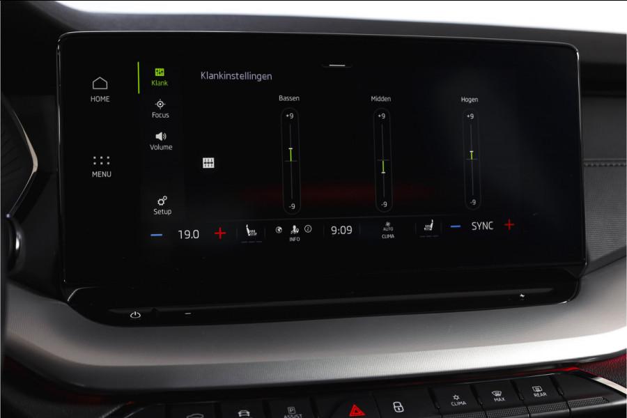 Škoda Octavia Combi 1.0 e-TSI 110 PK Sport Business - Automaat | Dig. Cockpit | Cruise | Stoelverw. | PDC | Camera | NAV + App. Connect | ECC | Afn. Trekhaak | LM 17" |