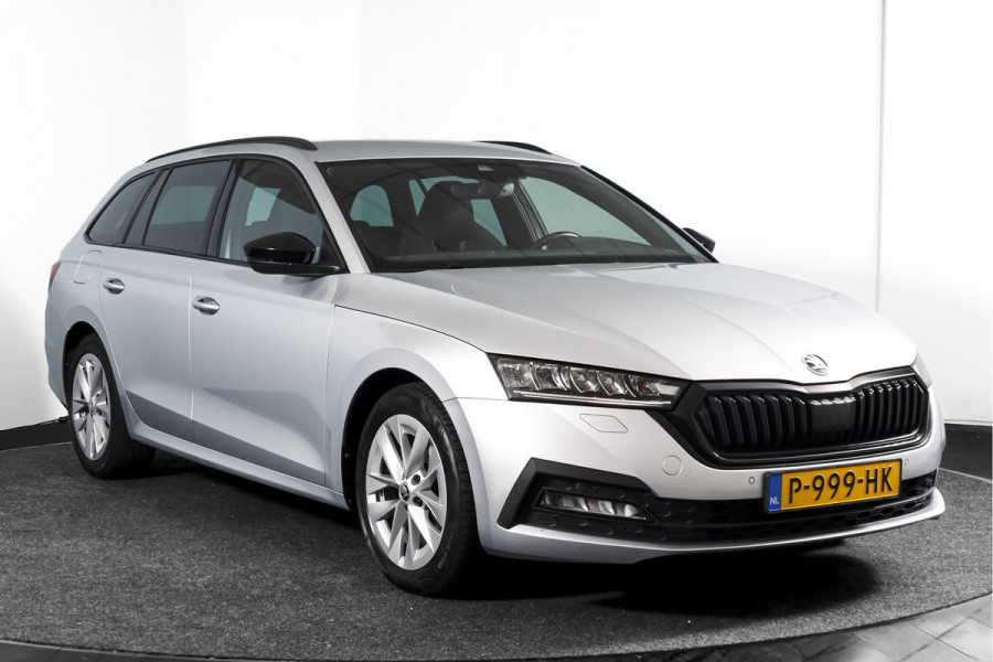 Škoda Octavia Combi 1.0 e-TSI 110 PK Sport Business - Automaat | Dig. Cockpit | Cruise | Stoelverw. | PDC | Camera | NAV + App. Connect | ECC | Afn. Trekhaak | LM 17" |