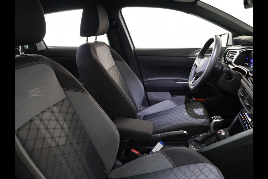 Volkswagen Polo 1.0 TSI R-Line 95 pk Automaat (DSG) | Verlengde garantie | Navigatie via App | Parkeersensoren | Achteruitrijcamera | Keyless | R-Line |