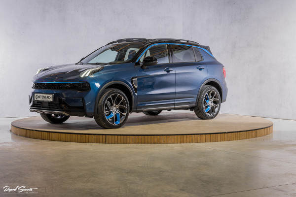 Lynk & Co 01 1.5 All-in geprijsd: inclusief onderhoud, 1 jaar BOVAG-garantie | Panorama dak | Adaptieve cruise | Blis | Memory |