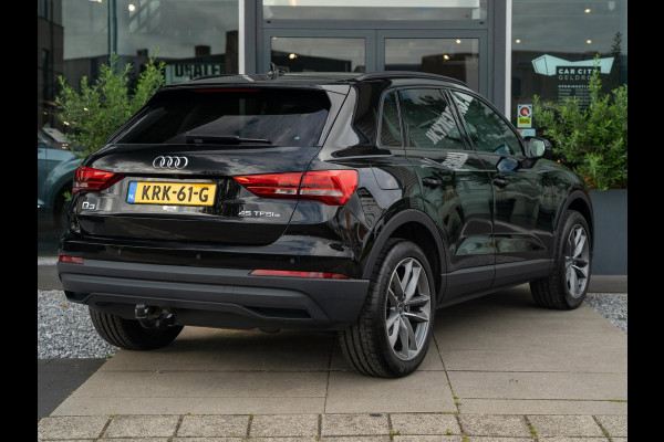 Audi Q3 45 TFSI e 245pk PHEV Business Edition / Trekhaak / Lederen bekleding / Navi