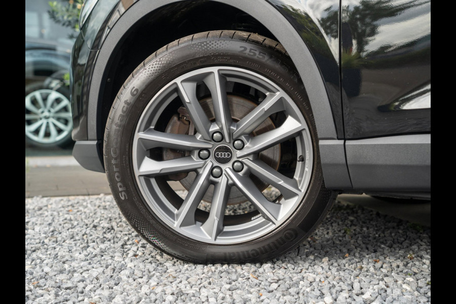 Audi Q3 45 TFSI e 245pk PHEV Business Edition / Trekhaak / Lederen bekleding / Navi