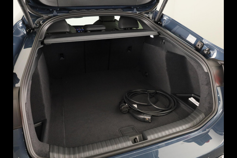Audi A6 Sportback e-tron S edition e-tron 83 kWh 286 pk | Techniekpakket plus | Sportstoelen leder | Privacy glas | MMI-bijrijdersscherm |