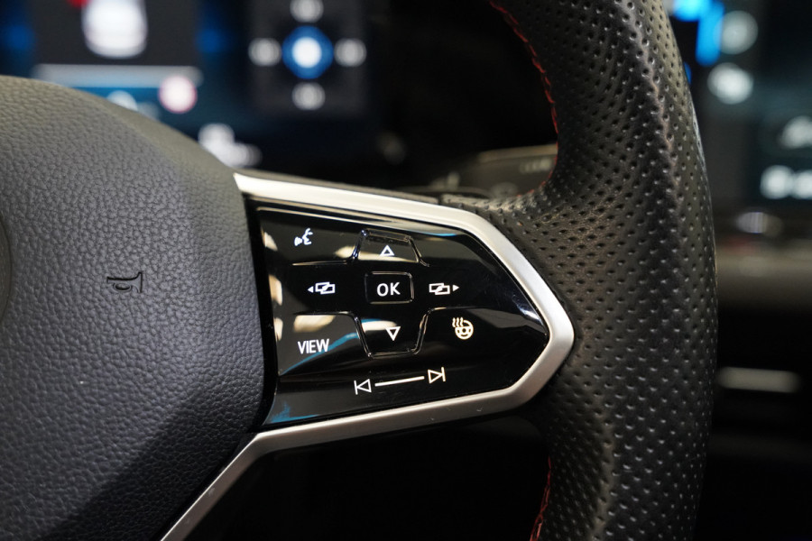 Volkswagen Golf 2.0 TSI GTI Clubsport Panoramadak Harman&Kardon Head-Up 24 Maanden garantie* (Vraag naar de voorwaarden)