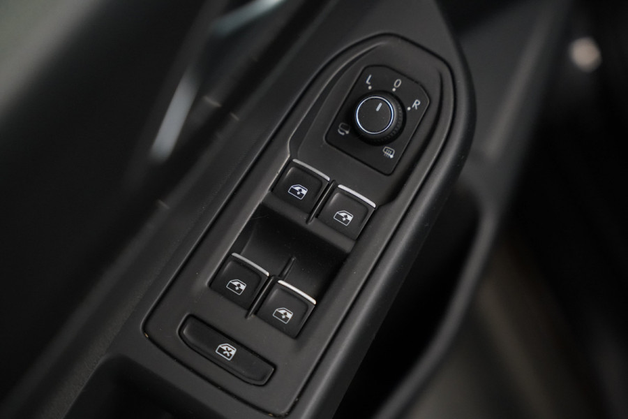 Volkswagen Golf 2.0 TSI GTI Clubsport Panoramadak Harman&Kardon Head-Up 24 Maanden garantie* (Vraag naar de voorwaarden)