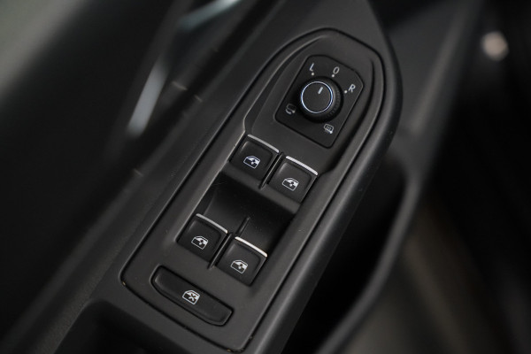 Volkswagen Golf 2.0 TSI GTI Clubsport Panoramadak Harman&Kardon Head-Up 24 Maanden garantie* (Vraag naar de voorwaarden)