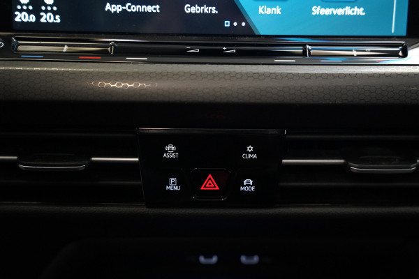 Volkswagen Golf 2.0 TSI GTI Clubsport Panoramadak Harman&Kardon Head-Up 24 Maanden garantie* (Vraag naar de voorwaarden)