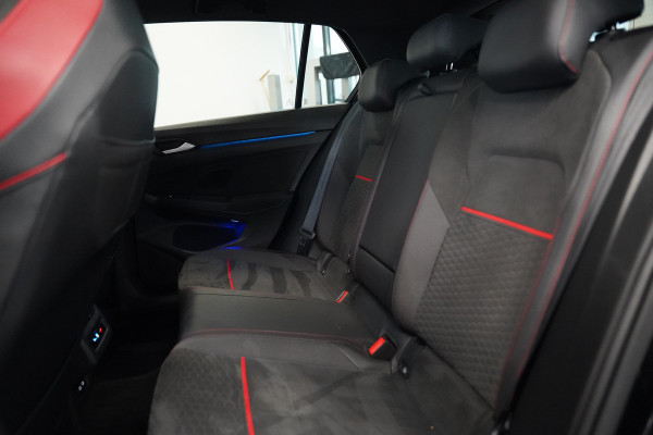 Volkswagen Golf 2.0 TSI GTI Clubsport Panoramadak Harman&Kardon Head-Up 24 Maanden garantie* (Vraag naar de voorwaarden)