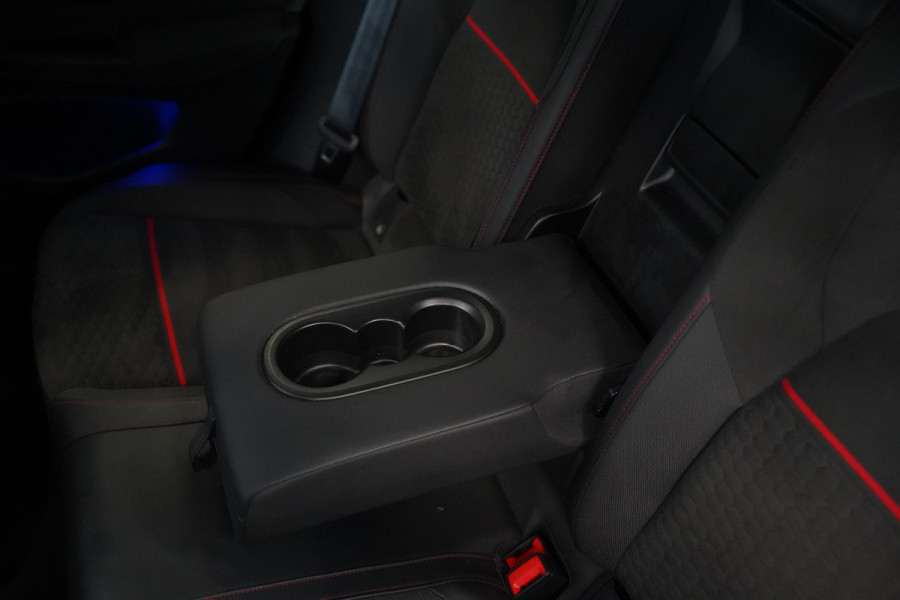 Volkswagen Golf 2.0 TSI GTI Clubsport Panoramadak Harman&Kardon Head-Up 24 Maanden garantie* (Vraag naar de voorwaarden)