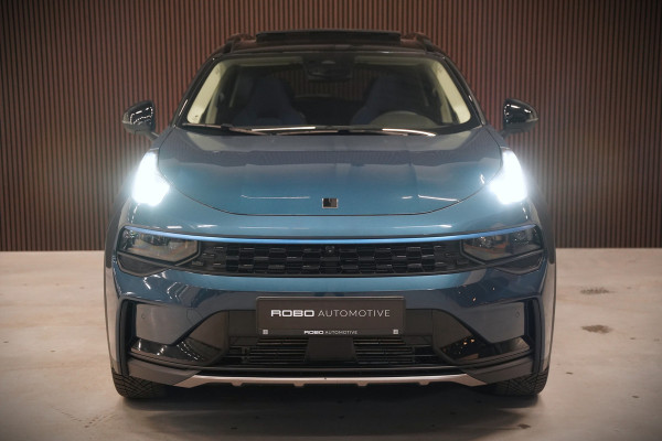 Lynk & Co 01 1.5 | Panoramadak | Stoelverwarming | Keyless | Apple Carplay | Memory Seat | Adaptive Cruise Control | Infinity | Navigatie | 360 Camera | Parkeersensoren | Ambiance Verlichting | SOH 98,34%