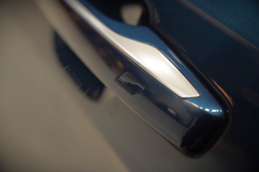 Lynk & Co 01 1.5 | Panoramadak | Stoelverwarming | Keyless | Apple Carplay | Memory Seat | Adaptive Cruise Control | Infinity | Navigatie | 360 Camera | Parkeersensoren | Ambiance Verlichting | SOH 98,34%